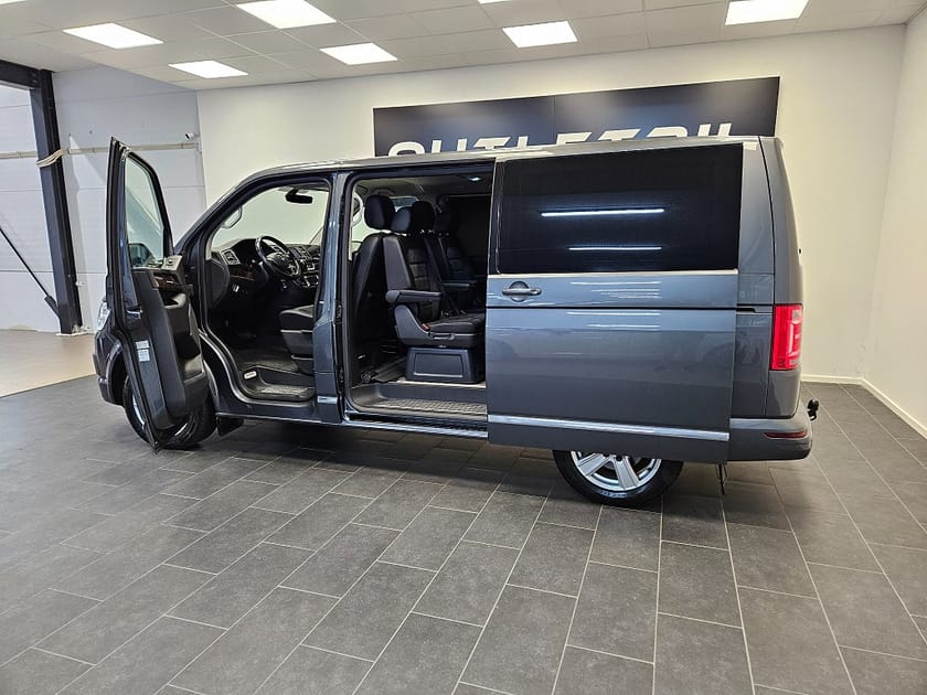 Bild 3 av Volkswagen Multivan 6 sits 2.0TDI 150hk Highline Värmare Nav
