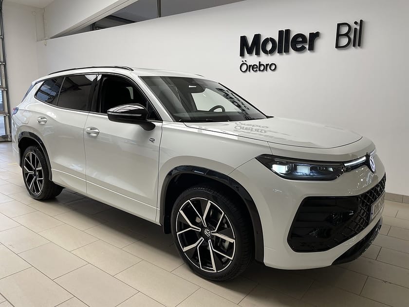 Bild 1 av Volkswagen Tayron eHybrid R-LINE 1.5 272HK|Panorama|360 kamera
