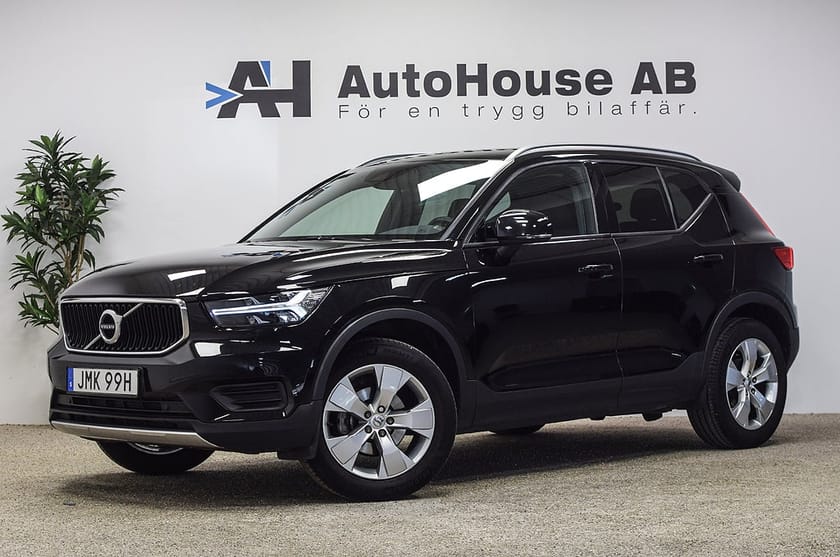 Bild 1 av Volvo XC40 T2 Momentum Bränslevärmare Drag Garanti