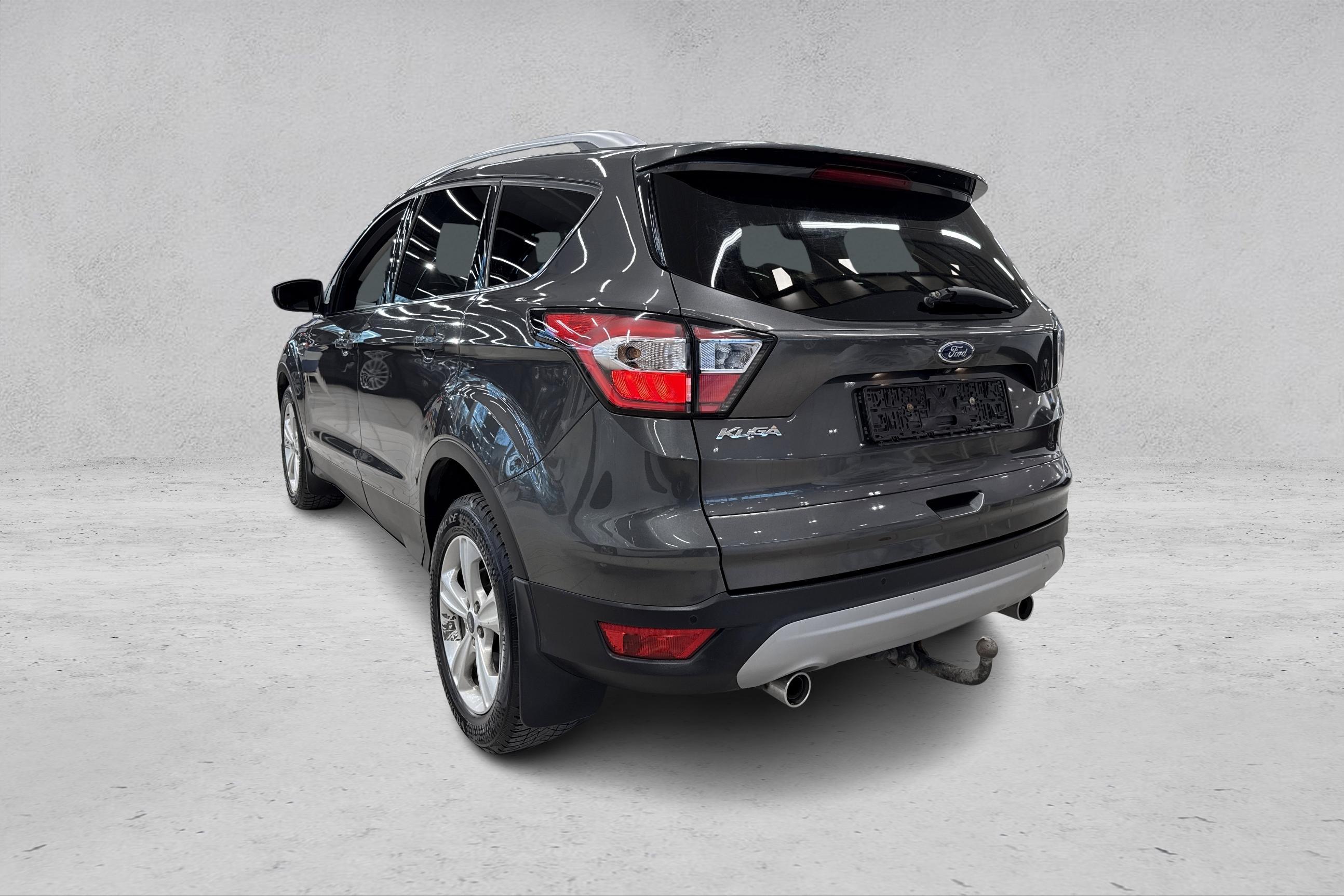 Thumnail bilde 2 av Ford Kuga
