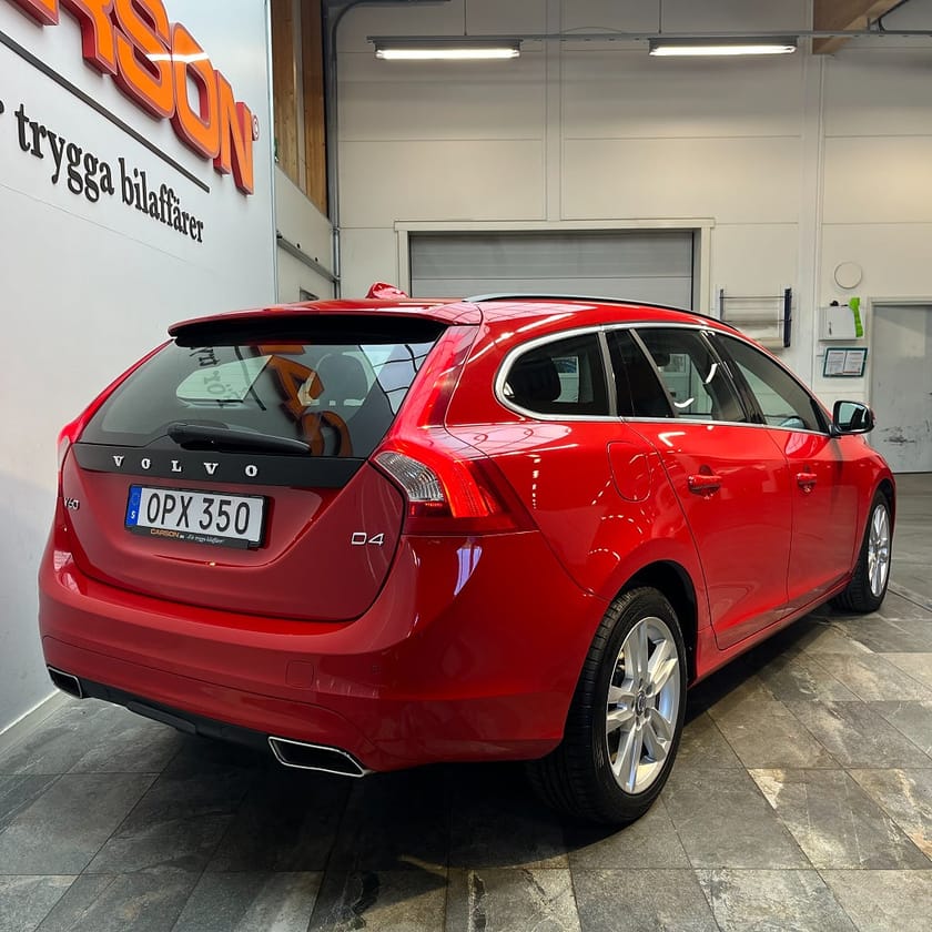Bild 4 av Volvo V60 D4 Momentum Värmare Dragkrok PDC-Bak Kamrem bytt!