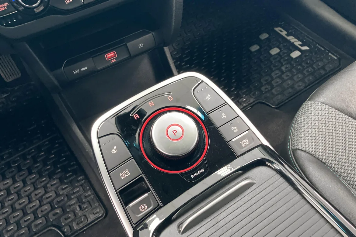 picture of a car