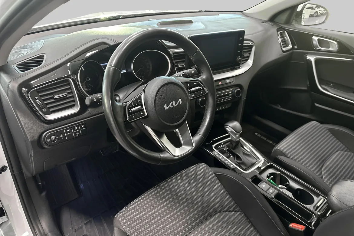 picture of a car