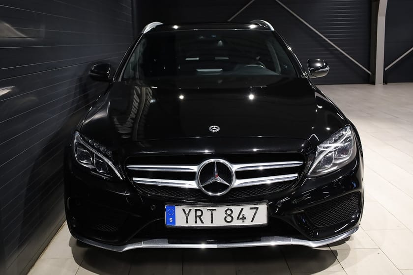 Bild 2 av Mercedes-Benz C 220 T d 4MATIC 4M AMG Pano/Burmester/Värmare/Drag