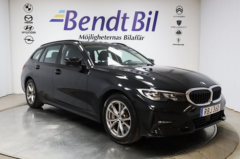 Bild 1 av BMW 330e Touring Sport line Aktiv Farthållare/1ägare
