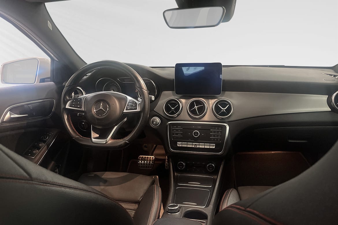 Mercedes-Benz GLA 200 d