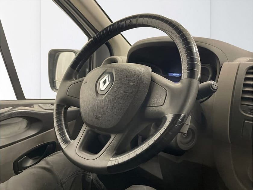 Bild 3 av Renault Trafic Skåpbil 2.9t Drag Värmare Inredd 3-sits MOMS