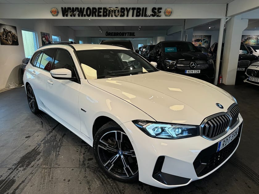 Bild 1 av BMW 330e xDrive Touring M Sport Drag Gps Hi-Fi Facelift 292hk