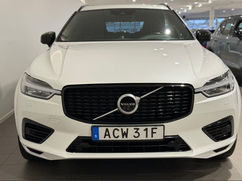 Bild 5 av Volvo XC60 T8 AWD Recharge R-Design, | Akustikrutor | Dragkrok |