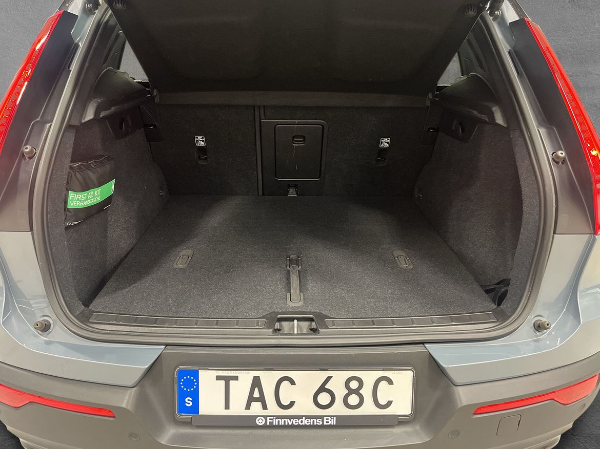 Volvo XC40 2023 - miniatyr 7
