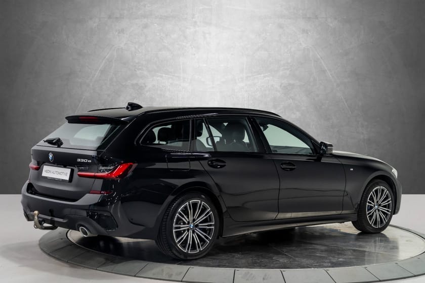 Bilde 2 av BMW 330e xDrive Touring eDrive M Sport (K)