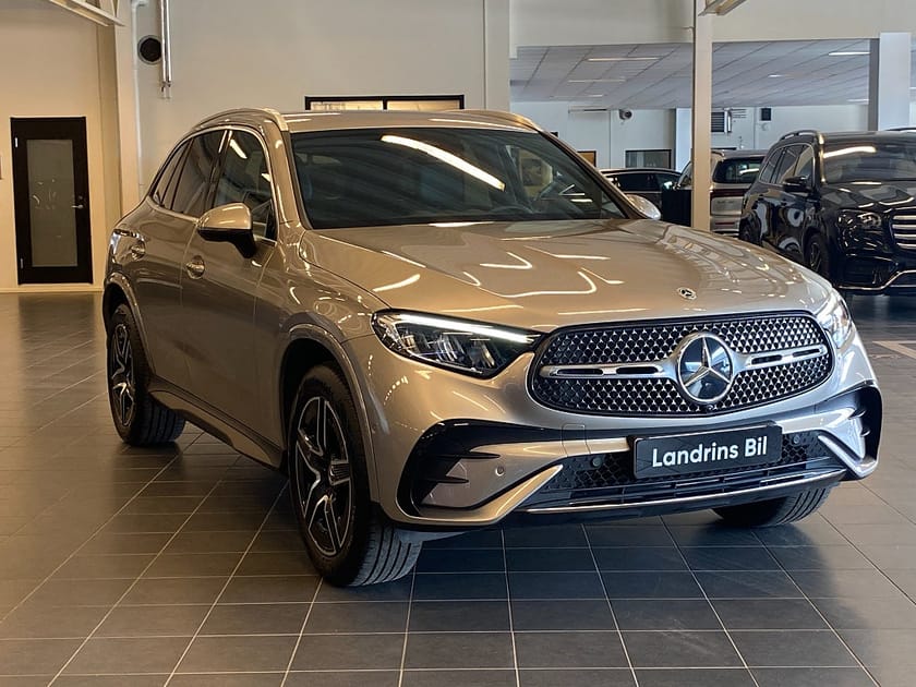 Bild 3 av Mercedes-Benz GLC 300 d e 4MATIC de, 4MATIC, 9G-T, AMG Line, Minnespaket