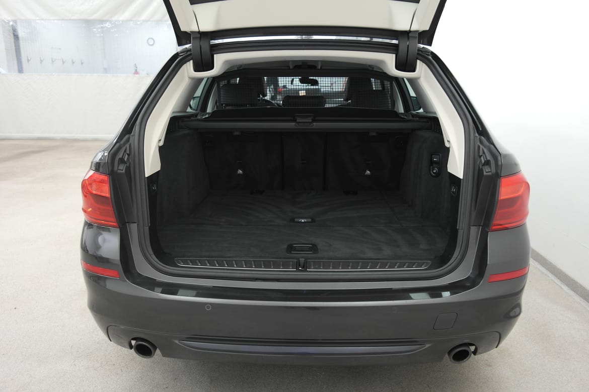 BMW 5-serie 2020 - miniatyr 18