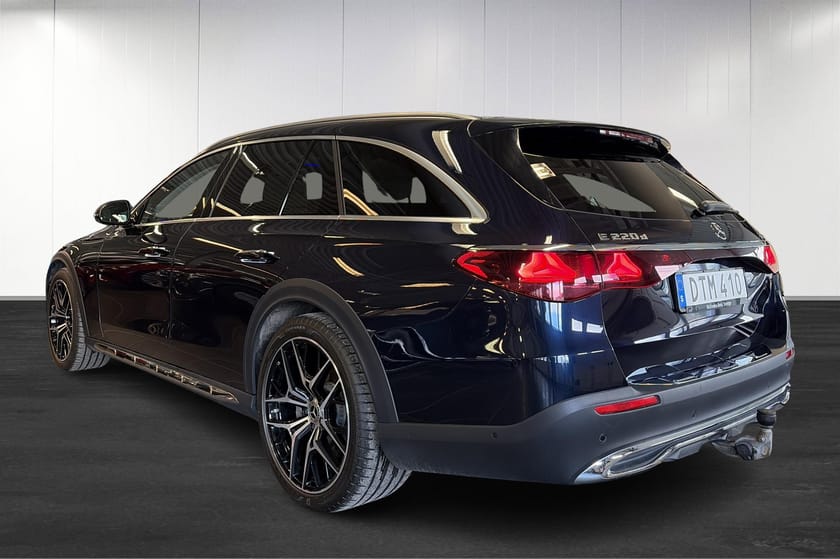 Bild 4 av Mercedes-Benz E 220 d 4MATIC All-Terrain Moms/Panorama/Burmester/Superscreen