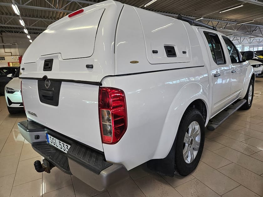 Bild 4 av Nissan Navara Dubbelhytt 2.5 dCi 4x4 Hög/Låg FLAKKÅPA