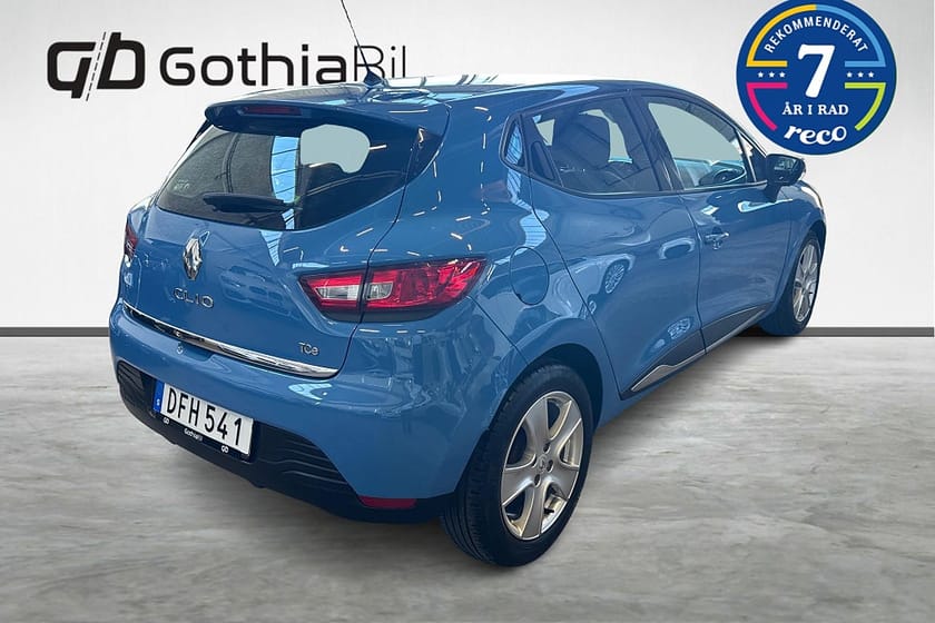 Bild 5 av Renault Clio 0.9 IV TCe ENDAST 3490mil, Färddator, Elhissar,