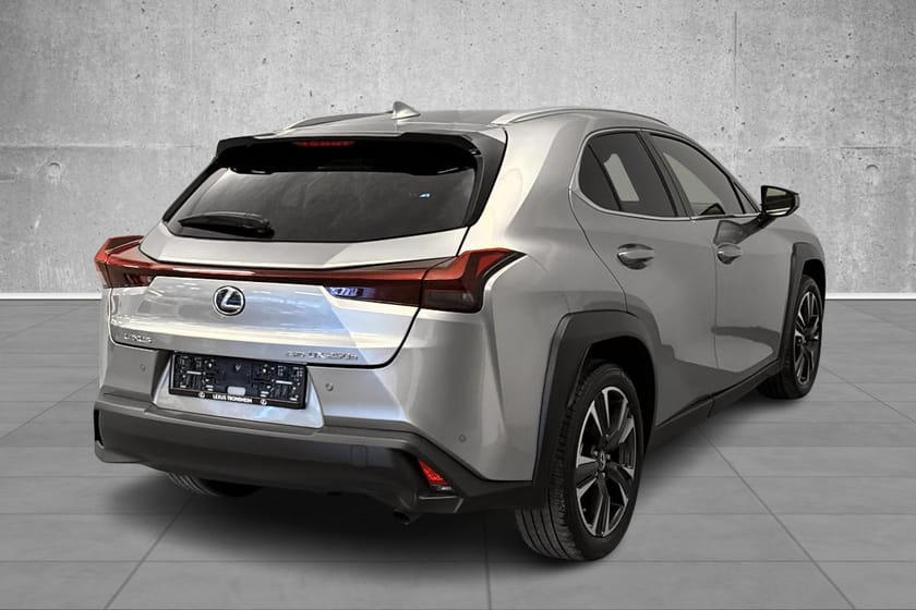 Bilde 5 av Lexus UX 250h E-Four Comfort Tech 4x4/alle servicer/