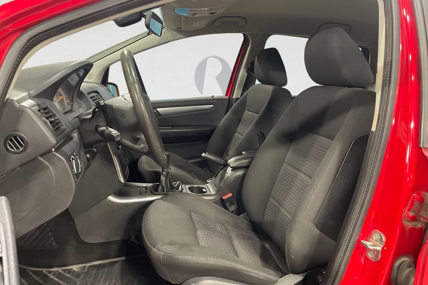 Bild 3 av Mercedes-Benz B 180 116 HK DRAG FARTHÅLLARE 15600MIL 0.53L/MIL 16"