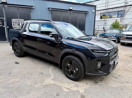 KGM Musso EV Black Line 4WD 80,6kwh inkl vagnskadegaranti