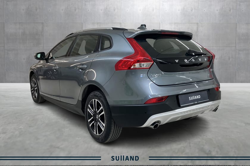 Bilde 3 av Volvo V40 Cross Country 2.0 150 HK Momentum - lav km 1 Eier