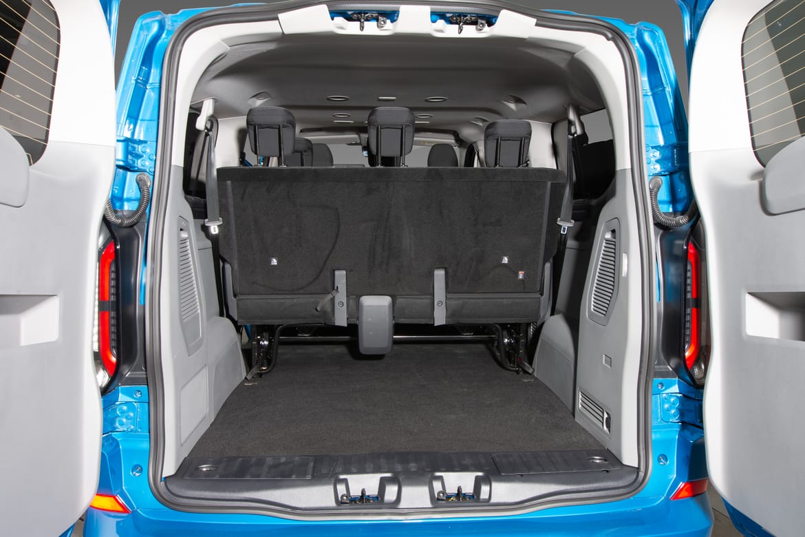Ford E-Transit Custom 340 Combi 82.5 kWh, 218hk, 2025