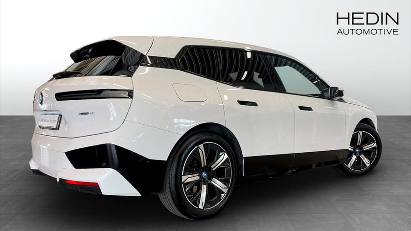 Bild 2 av BMW iX xDrive40 H/K Dragkrok Värmare