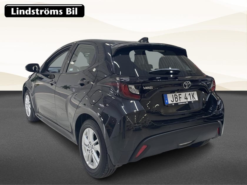 Bild 4 av Toyota Yaris Hybrid 115 1,5 5D ACTIVE KOMFORTPAKET OCH P-SENSORER VINTERHJUL