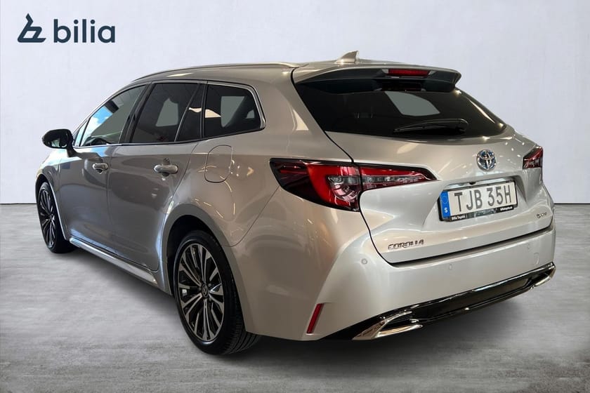 Bild 2 av Toyota Corolla Touring Sports Hybrid 1,8 Style Carplay Värmare Moms