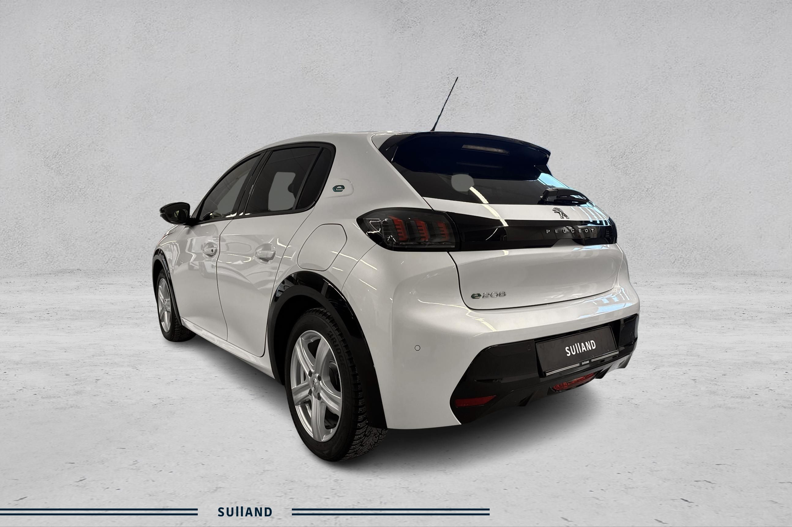 Thumnail bilde 2 av Peugeot e-208