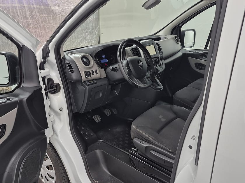 Bild 2 av Renault Trafic Skåpbil LÅNGT SKÅP dCi 120HK