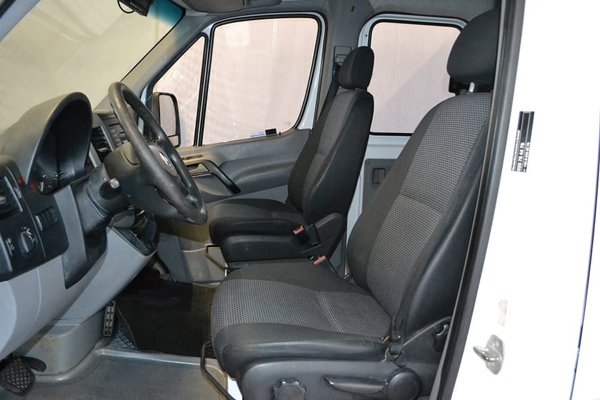 Bild 4 av Mercedes-Benz Sprinter 316 CDI Chassi Crew Cab 163Hk Aut Dubbelhytt Drag