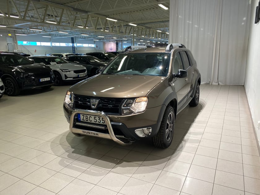 Bild 2 av Dacia Duster 4x4 phII 1,2 TCe Black Shadow II