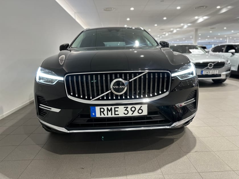 Bild 2 av Volvo XC60 Recharge T6 Core Edition, Dragkrok, Panoramatak