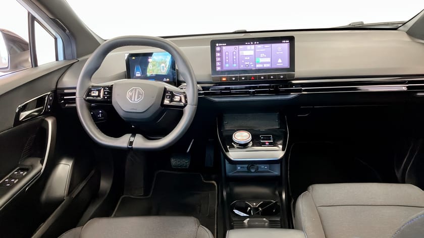 Bild 5 av MG 4 Electric Standard Range MG4 SR 51 KWH SHOWROOM Laddbox värde 5000kr ingår*