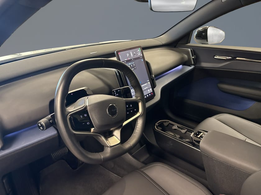 Bild 5 av Volvo EX30 Single Motor Extended Range Plus//HarmanKardon//