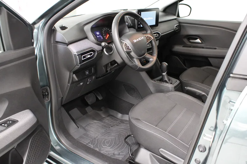 Bild 4 av 6 – Dacia Sandero TCe 90 Expression A II