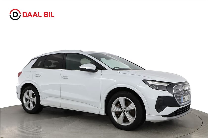Bild 4 av Audi Q4 50 e-tron quattro 82 kWh 299HK PROLINE P-VÄRM DRAG B-KAM 3-ZON