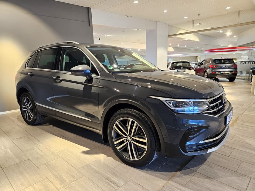 Bild 4 av Volkswagen Tiguan eHybrid 245hk | V-hjul Elegance IQ Light