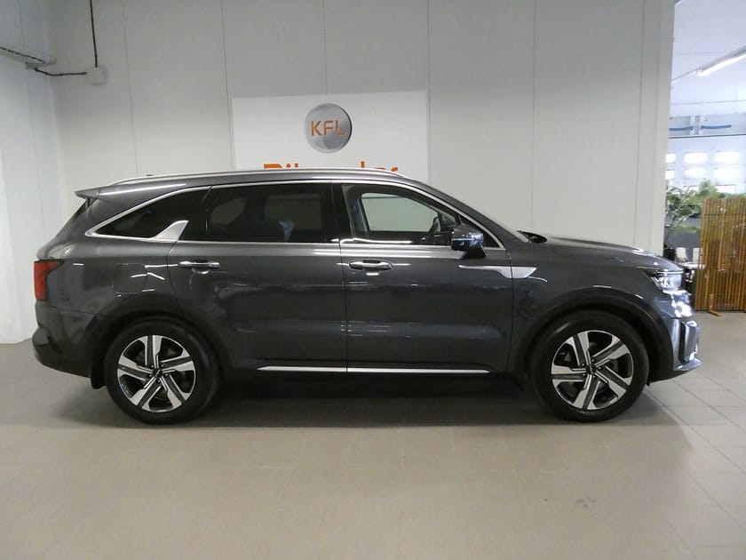 Bild 3 av Kia Sorento PHEV Advance 7-Sits Bose-Drag-Skinn-Kamera-Navi