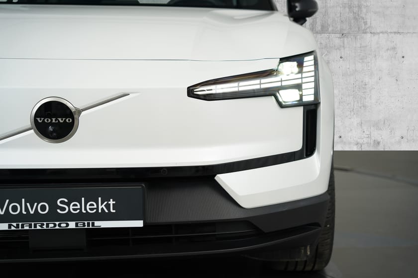 Bilde 4 av Volvo EX30 Twin Motor Performance - 428 Hk - AWD - ULTRA - HENGERFESTE - 19"