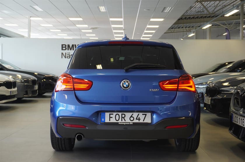 Bild 4 av BMW 118i 5d M-Sport LED PDC