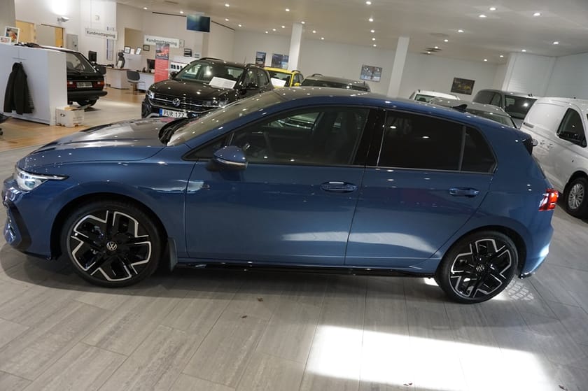 Bild 2 av Volkswagen Golf R-LINE 1.5 TSI 150 HK 6 VXL
