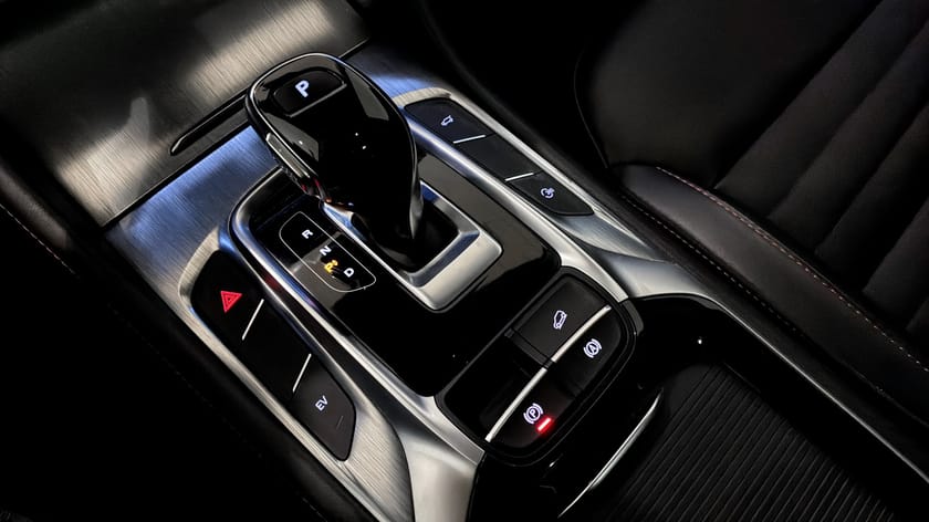 Bild 2 av MG EHS PHEV Luxury | Pano | 0% RÄNTA