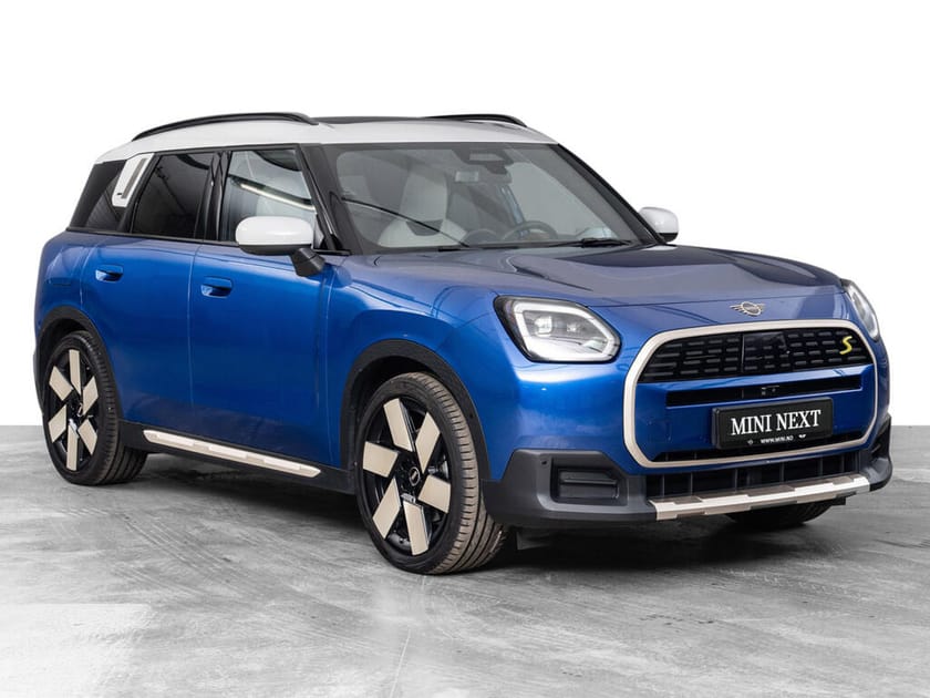 Bilde 3 av MINI Countryman SE ALL4 Favoured Trim - Package XL + V-hjul