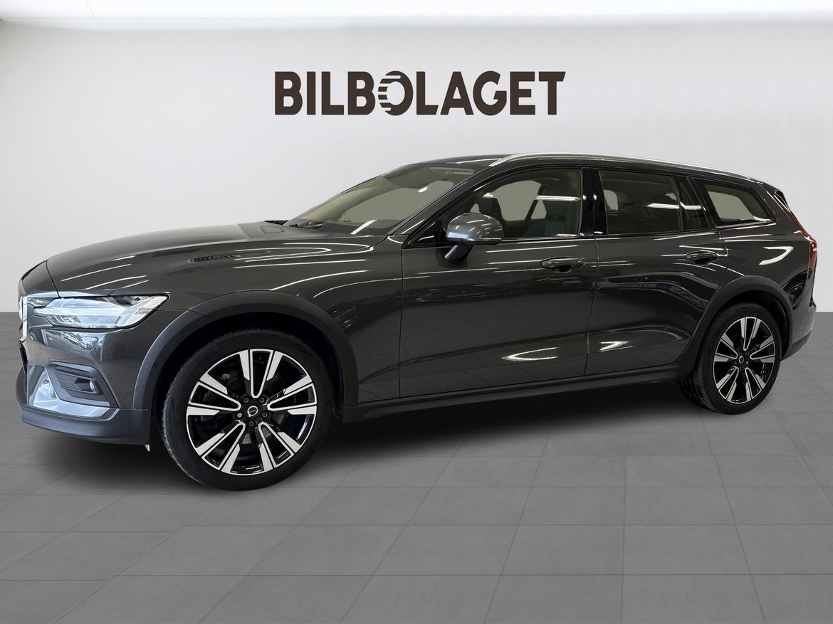 Volvo V60 2021 - miniatyr 2