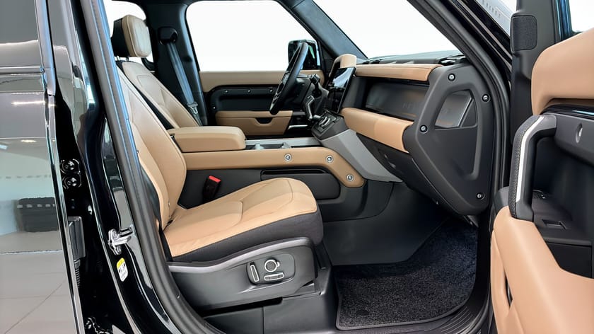 Bild 3 av Land Rover Defender 130 D350 MHEV X-Dynamic HSE 7-sits, kaptenstolar