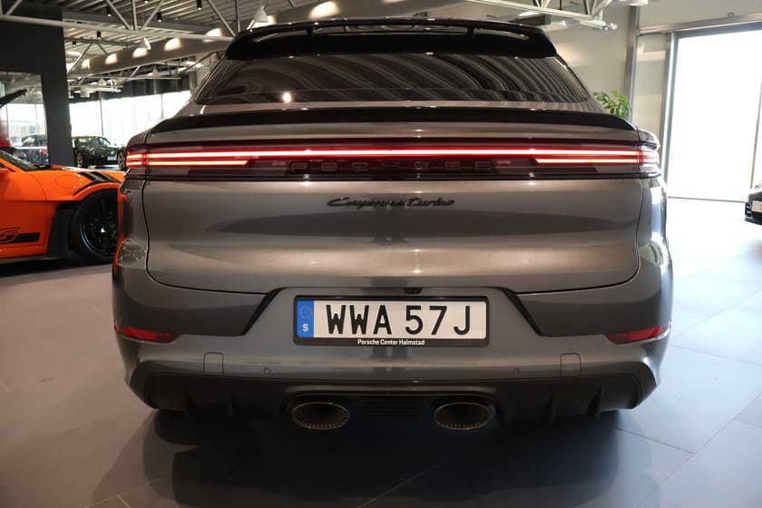 Bild 5 av Porsche Cayenne Turbo E-Hybrid Coupé 740hk V8