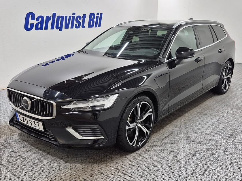Bild 1 av Volvo V60 T6 Recharge Core Bright plug in AWD 350HK 4x4 Läder