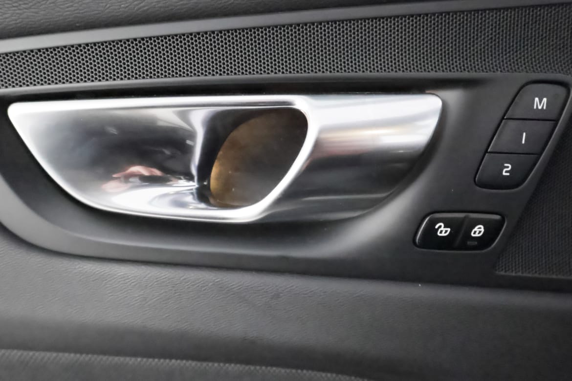 Volvo XC60 2023 - miniatyr 17