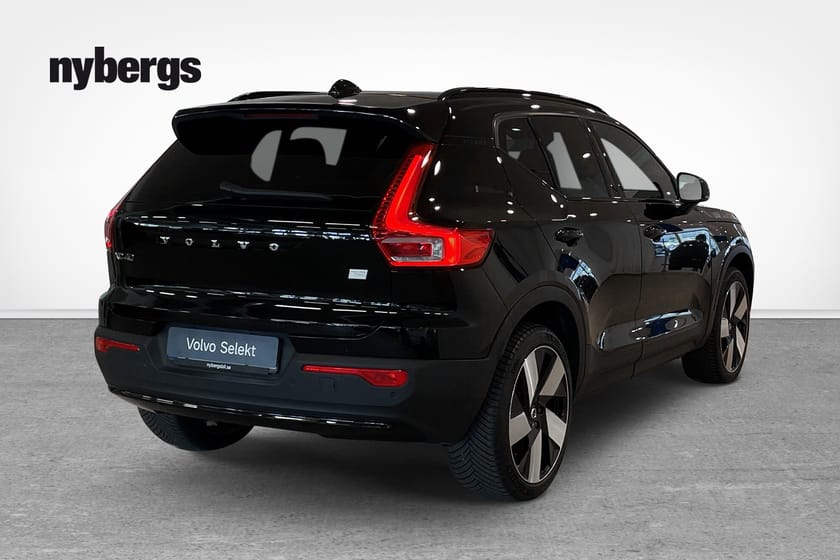 Bild 4 av Volvo XC40 Recharge Twin motor Core, Dragkrok, Rattvärme
